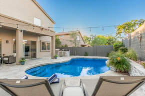Luxury Homestyle Getaway Wpool, Gym, & Office